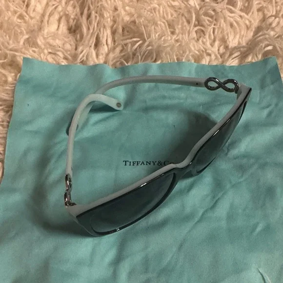 Tiffany & Co Sunglass - Picture 4 of 6
